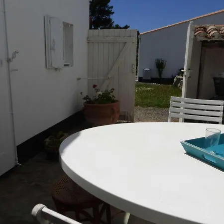 Prázdninový dům Maison 3 Pieces Pour 5 Personnes A 1,5 Km De La Avec Piscine, Tennis Et Parking Prive - Fr-1-224a-58 Brétignolles-sur-Mer
